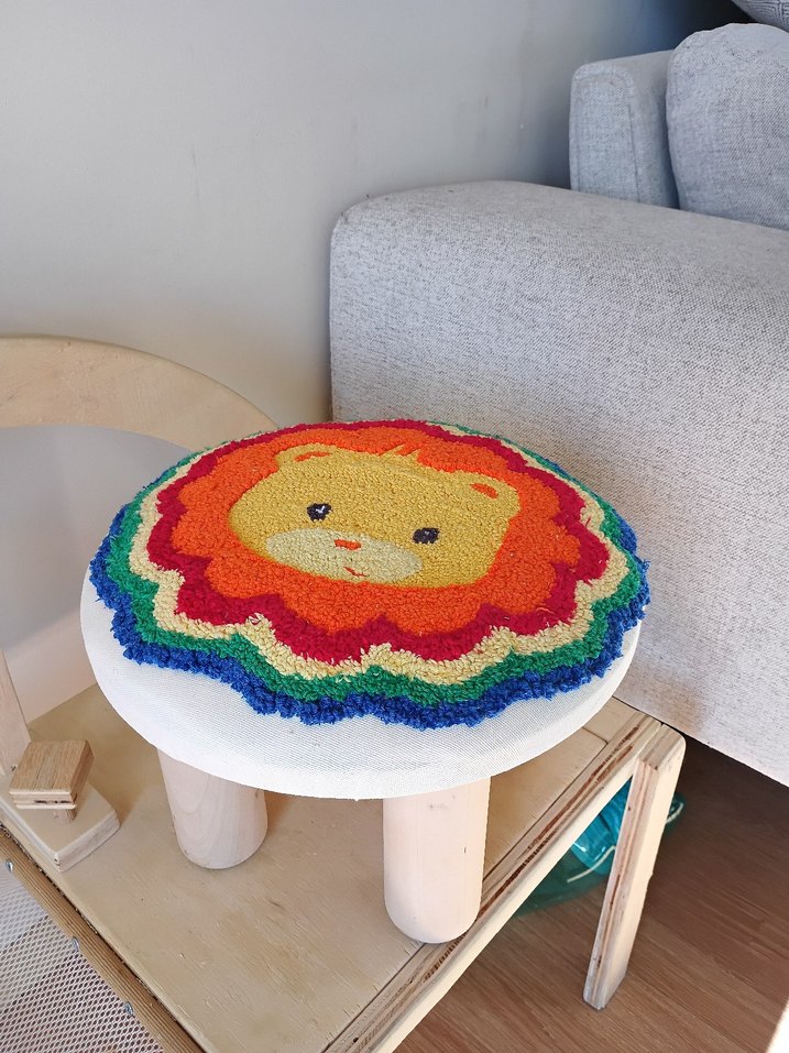 Renkli Nakışlı Çocuk taburesi - Görsel 3