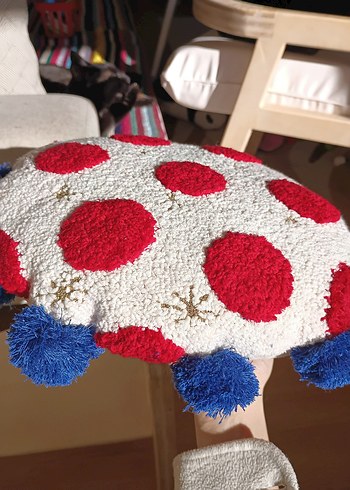 punch işlemeli top yastık - Görsel 2