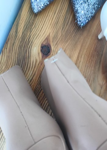 Bej Deri Bağcıklı Stiletto Topuklu Kadın Bot - Görsel 6