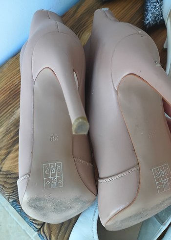 Bej Deri Bağcıklı Stiletto Topuklu Kadın Bot - Görsel 4