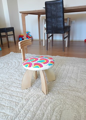 Renkli Çocuk Sandalyesi - Görsel 3