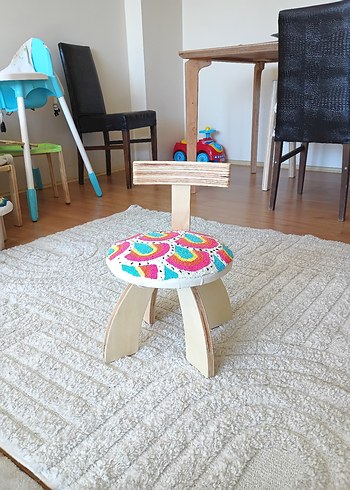 Renkli Çocuk Sandalyesi - Görsel 2