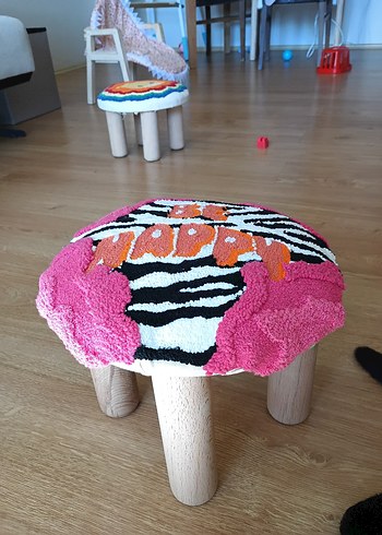 Renkli "Be Happy" Kedi Minderi - Görsel 5