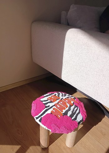 Renkli "Be Happy" Kedi Minderi - Görsel 4