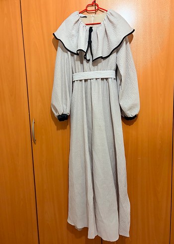 Bej Uzun Kollu Fırfırlı  Elbise - Görsel 2