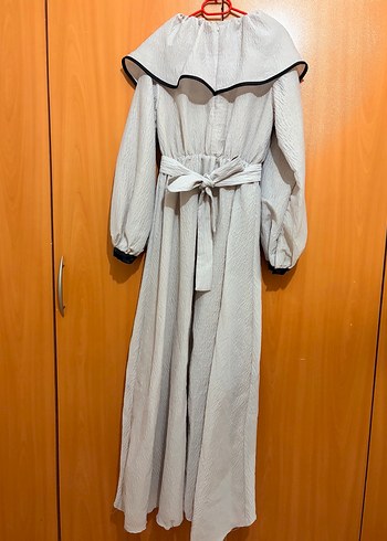 Bej Uzun Kollu Fırfırlı  Elbise - Görsel 4