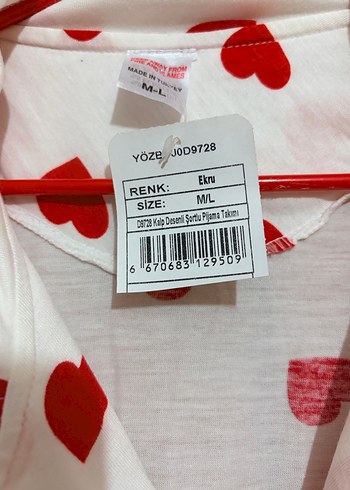 Beyaz Kırmızı Kalp Desenli V Yaka pijama takımı - Görsel 2