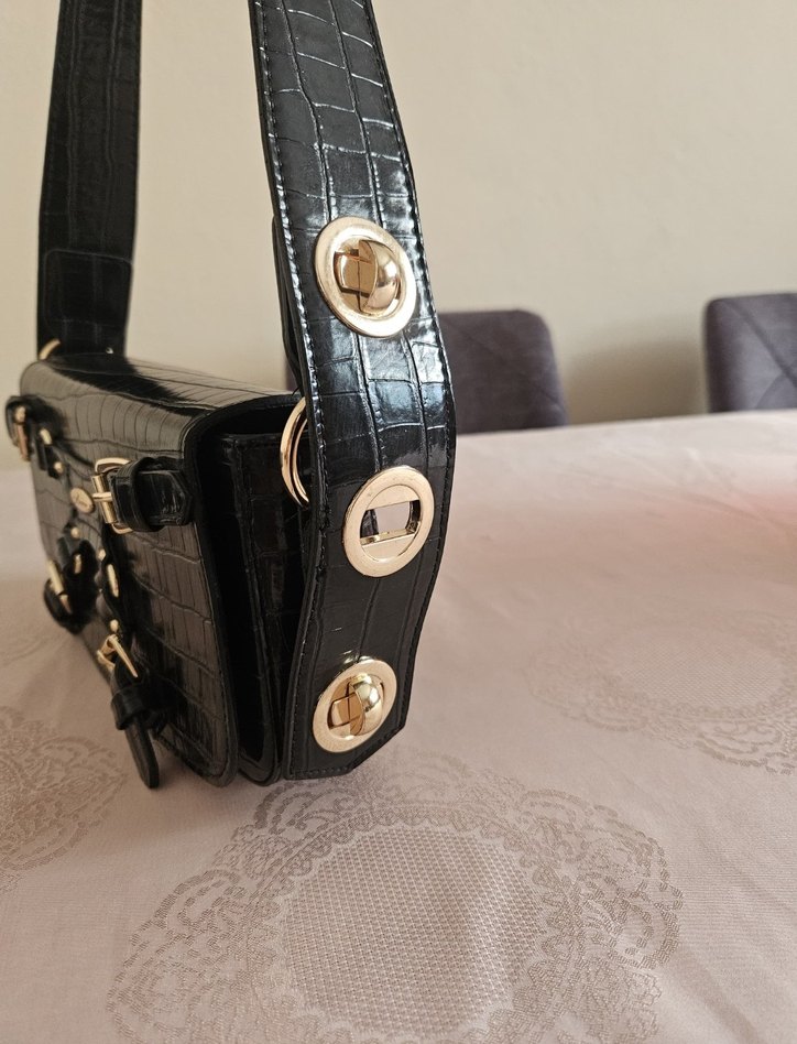 Klasik Siyah Deri Kadın Çanta - Görsel 4