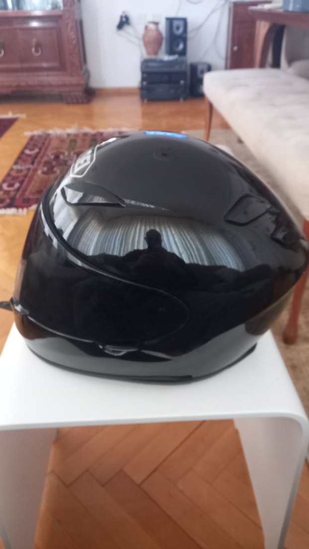SHOEI RF 1100 Siyah Parlak Cam Motorcu Kaskı - Görsel 3