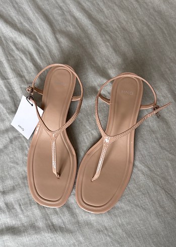 38 Beden ten rengi Renk Bej Minimalist Mini Topuklu Kadın Sandalet