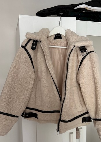 LCW Bej Peluş Detaylı Kadın Ceket