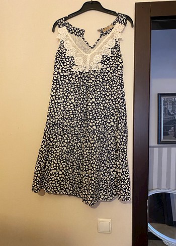 Dantel Detaylı V Yakalı Bohem Mini Elbise - Görsel 3