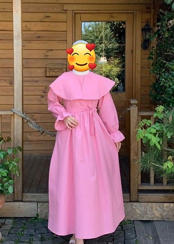 diğer Beden Pembe Uzun Kollu Fırfırlı Uzun Elbise hiç giyilmedi
