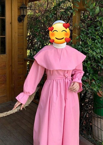 Ceylan Pembe Uzun Kollu Fırfırlı Uzun Elbise hiç giyilmedi