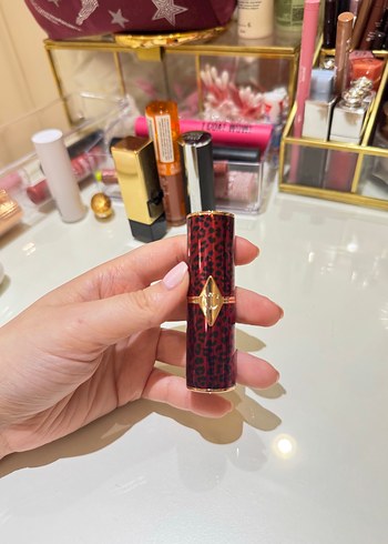 Beden Charlotte Tilbury Ruj-Dance Floor Princess