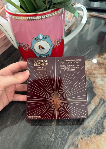 Charlotte Tilbury Airbrush Bronzer