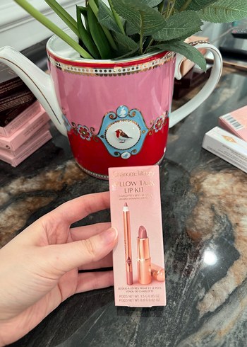 Charlotte Tilbury-Pillow Talk Duo Set