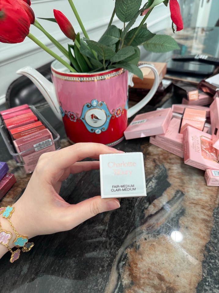 Charlotte Tilbury-Island Glow Yüz Bronzlaştırıcı Damla 30 ml - Görsel 2