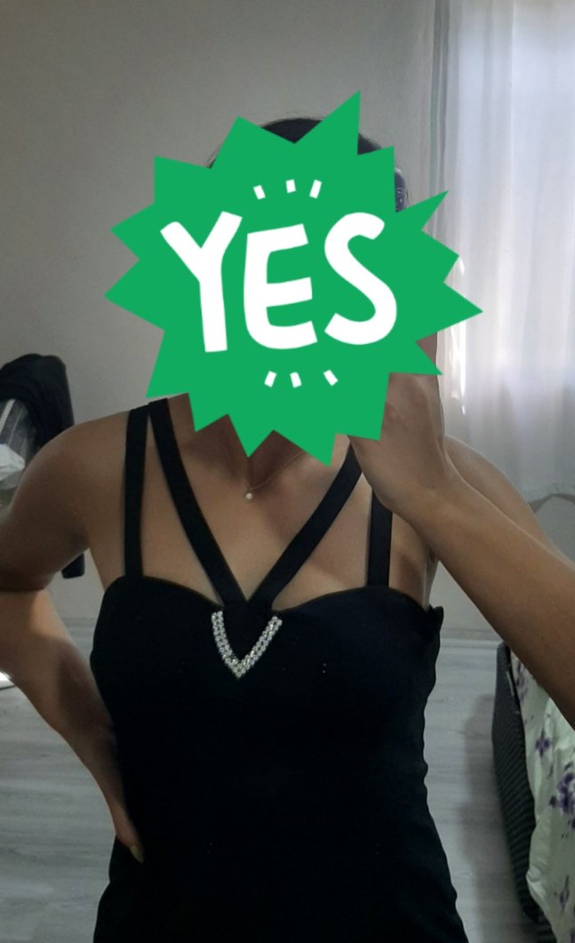 Siyah askılı kısa davet elbisesi - Görsel 2