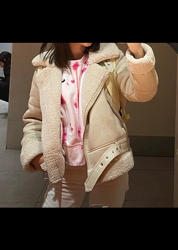 Stradivarius Bej Kemerli Kısa Kadın Ceket