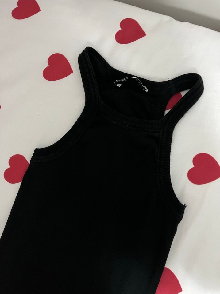 Siyah Uzun Yüksek Yakalı Kolsuz Elbise - Görsel 2