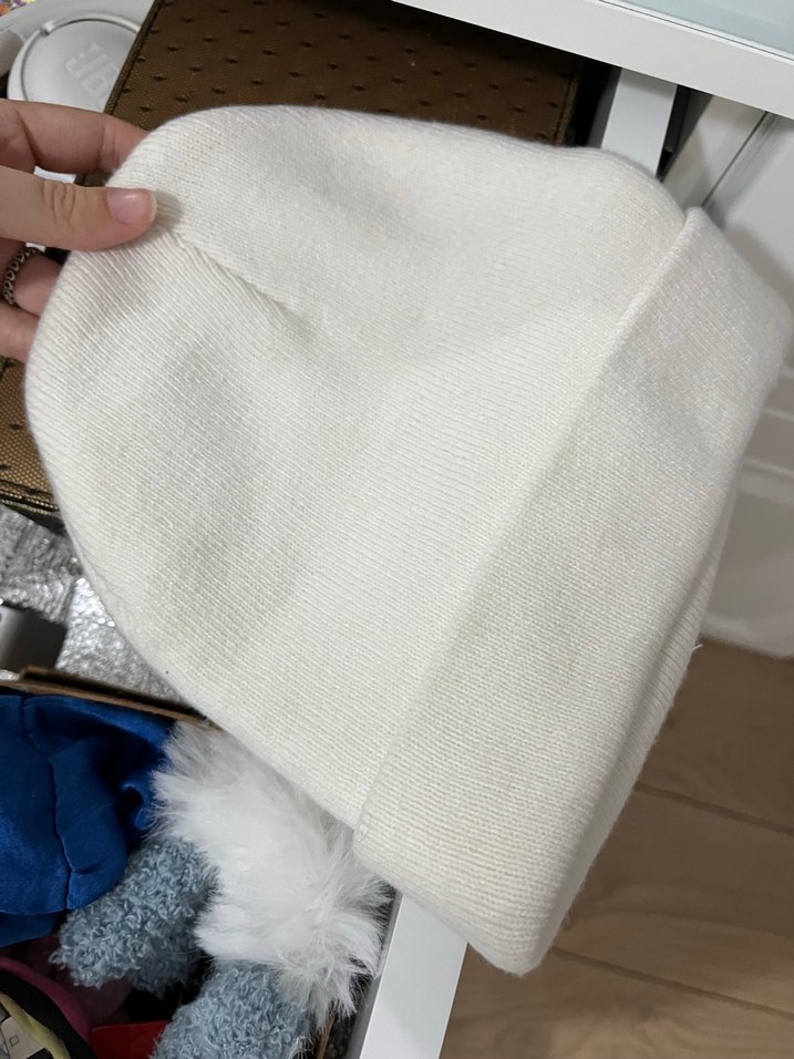 Beyaz Örgü Kadın Bere - Görsel 2