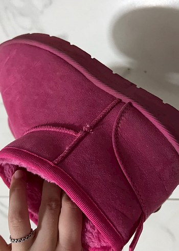 37 Beden pembe Renk Pembe Süet Kürklü Topuklu Kadın Bot
