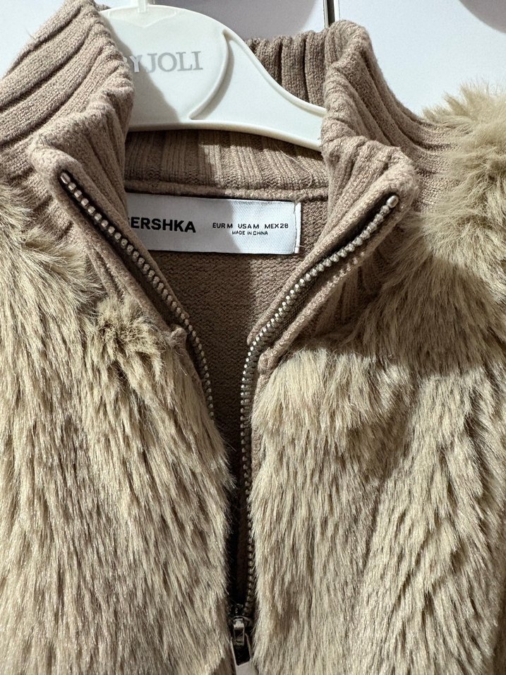 Bershka peluş hırka - Görsel 2