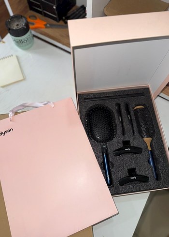 Dyson Mavi Saç Şekillendirici Seti - Görsel 3