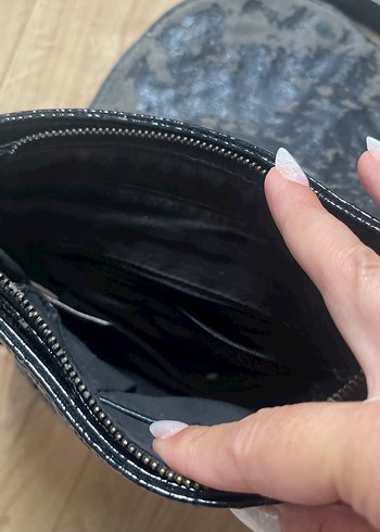 Beden Koyu Siyah Yılan Derisi Desenli Gotik Kadın Deri Çanta