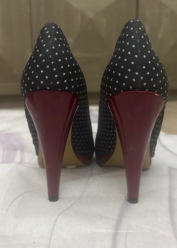 36 Beden Steve Madden Puantiyeli Topuklu Kadın Ayakkabı