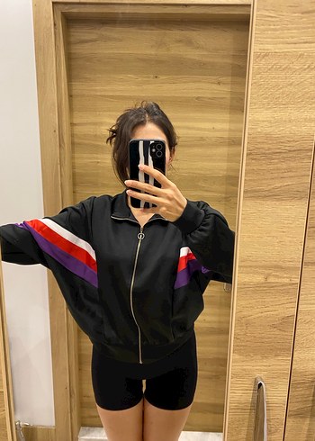 m Beden Bershka Renkli Şerit Detaylı Kadın Spor Ceket
