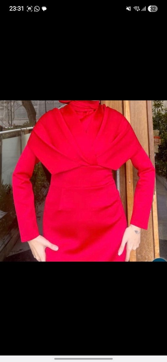 Klasik Şıklık Uzun Kırmızı Drapeli Elbise - Görsel 2