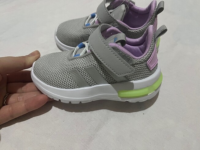 24 Beden Adidas çocuk spor