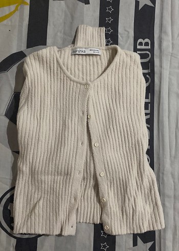 Bershka Beyaz Örgü Süveter