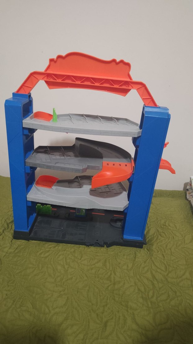 Hot Wheels Çok Katlı Stunt Garaj Oyun Seti - Görsel 2
