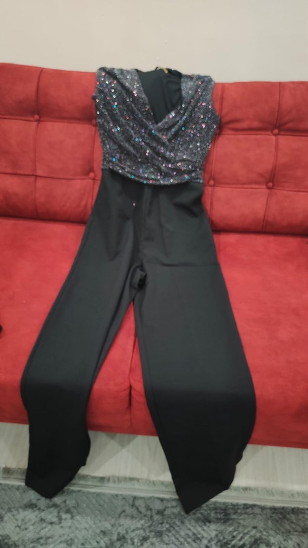 Siyah Drapeli V Yaka Kadın Tulum - Görsel 2