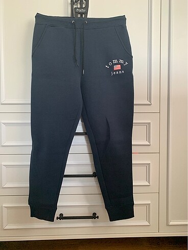 Tommy Hilfiger unisex