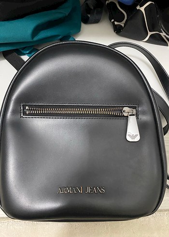 Armani Jeans Kadın Siyah Deri Sırt Çantası