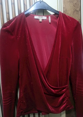 Bordo Parlak Drapeli V Yakalı Kadın Bluz - Görsel 2