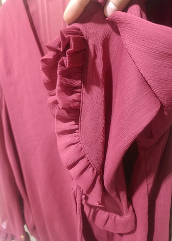 Bordo V Yaka Fırfırlı Kadın Bluz - Görsel 2