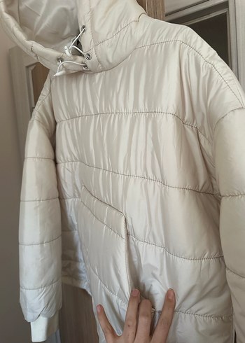 Düğmeli Beyaz Kadın Mont, Yüksek Yaka, Sokak Stili krem rengi - Görsel 4