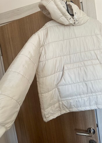 Düğmeli Beyaz Kadın Mont, Yüksek Yaka, Sokak Stili krem rengi - Görsel 3