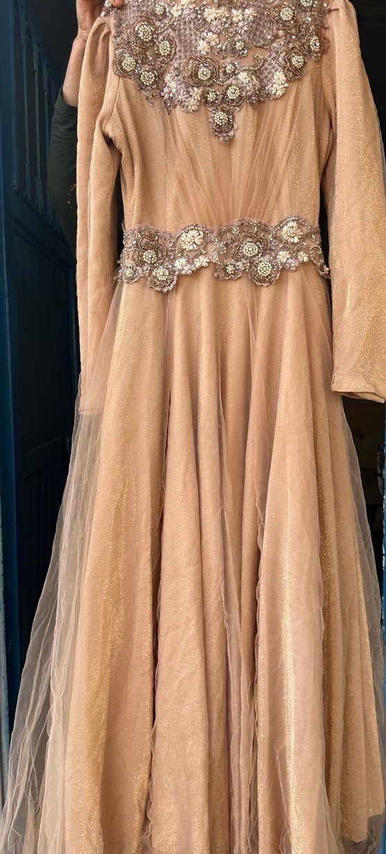 Bej İşlemeli Payetli Uzun Kollu tesettür abiye somon rengi - Görsel 5