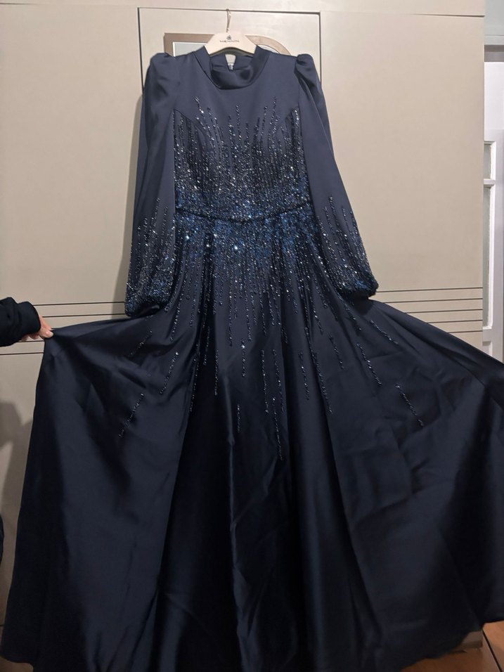 Uzun Kollu Lacivert Payetli Abiye Elbise - Görsel 3