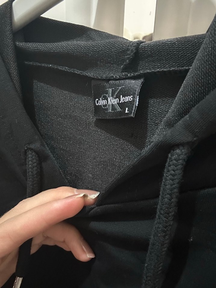 Siyah Kadın Crop Sweatshirt Calvin - Görsel 2