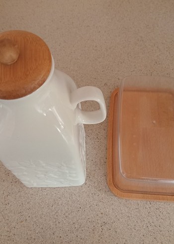 Diğer Beyaz Seramik Çaydanlık ve Tereyağı Kabı