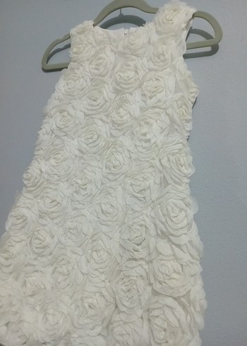 Kolsuz Beyaz Nakışlı Kız Elbisesi - Görsel 2