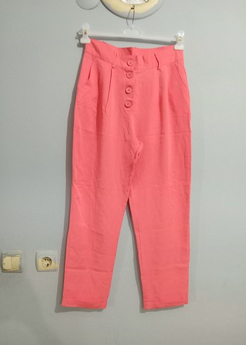 Düğmeli Pembe Rahat Kesim Kadın Pantolon - Görsel 3