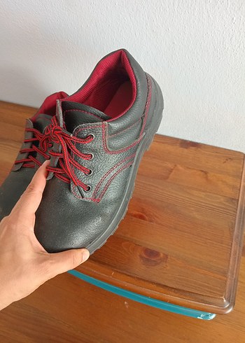  Beden Diger Erkek Kırmızı Bağcıklı Gri Ayakkabı